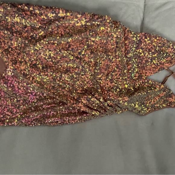 Short casual dress very elegant - Picture 2 of 3